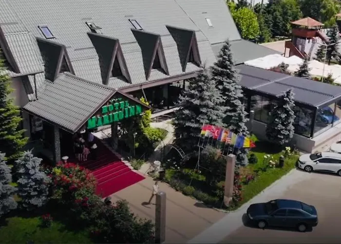 Hotel vicino a Arhiepiscopia Romanului si Bacaului