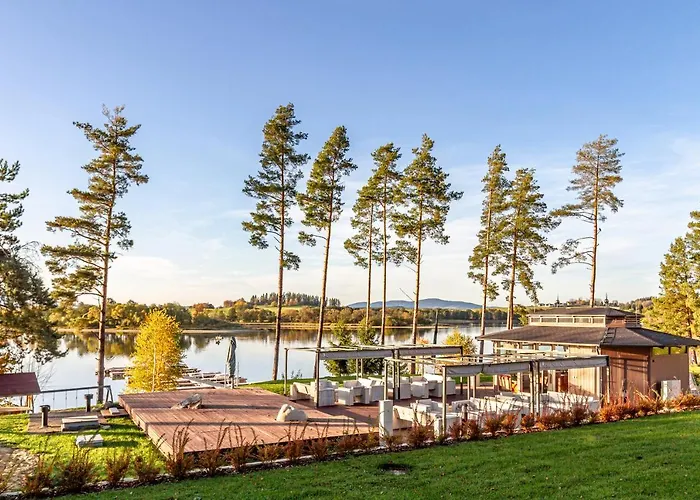 Hotels aan het strand in Frymburk