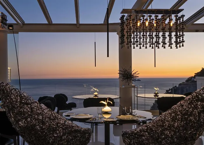 Hotel sulla spiaggia a Positano