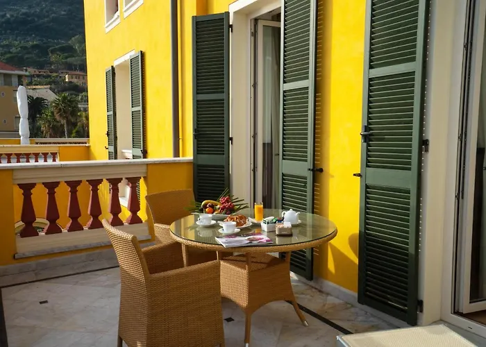 Hôtels de plage à Vintimille