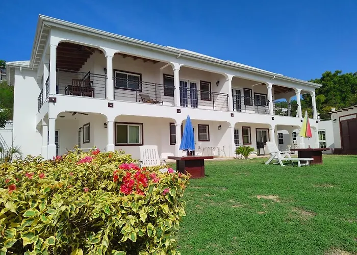 Dickenson Bay Beach hotels