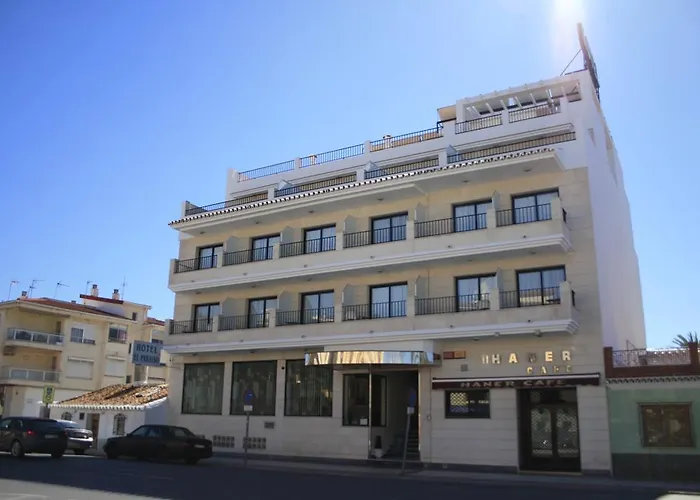 Hoteles de Playa en Caleta de Vélez 