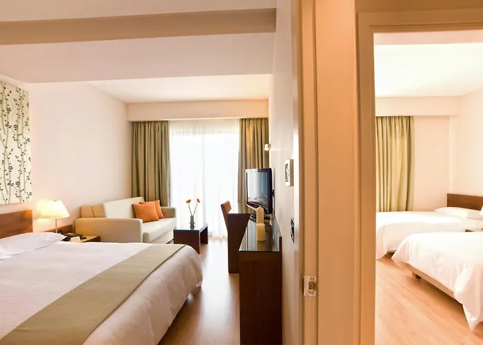 Kalamata Beach hotels
