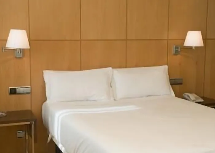 Hoteles cerca de Facultad de Medicina