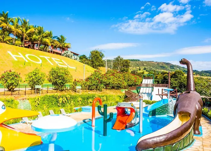 Hotéis de praia de Capitólio