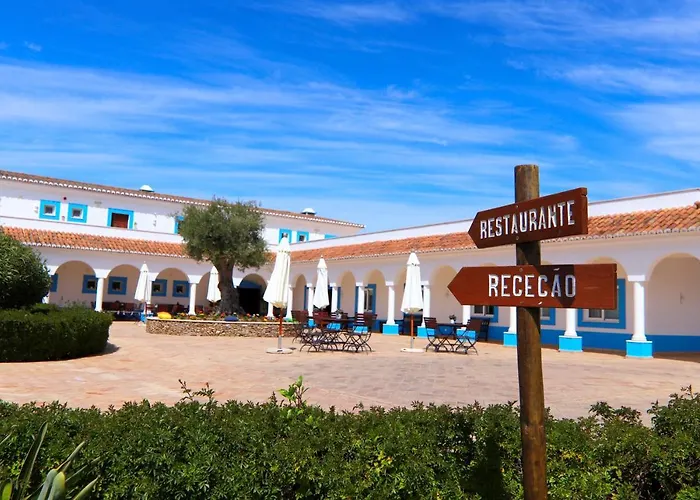 Hotéis de praia em Beja