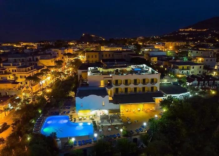 Hotel sulla spiaggia a Ischia