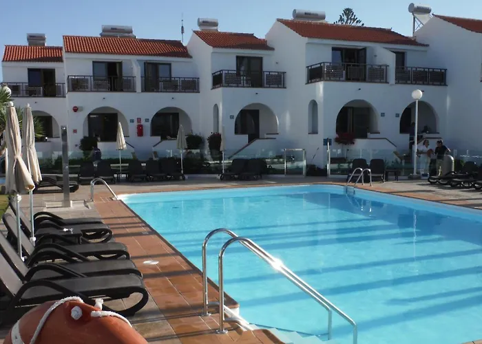 Playa del Ingles (Gran Canaria) hotels near Yumbo Centrum