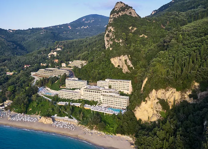 Hotel sulla spiaggia a Agios Gordios (Corfu)