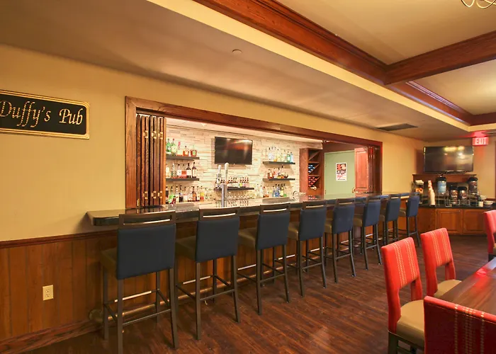 Oak Creek Beach hotels