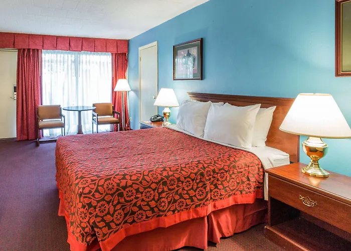 East Stroudsburg Beach hotels