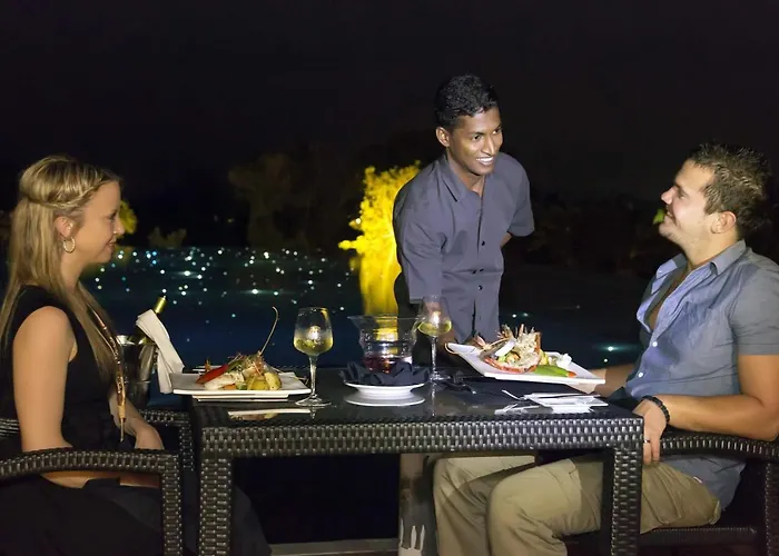 Sigiriya Beach hotels