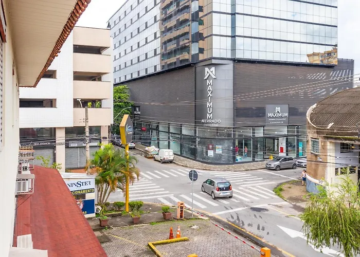 Hotéis perto de Espaço das Artes Zélia Arbex