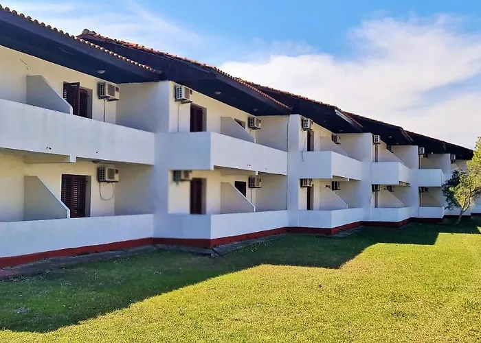 Hotel sulla spiaggia a Ulcinj