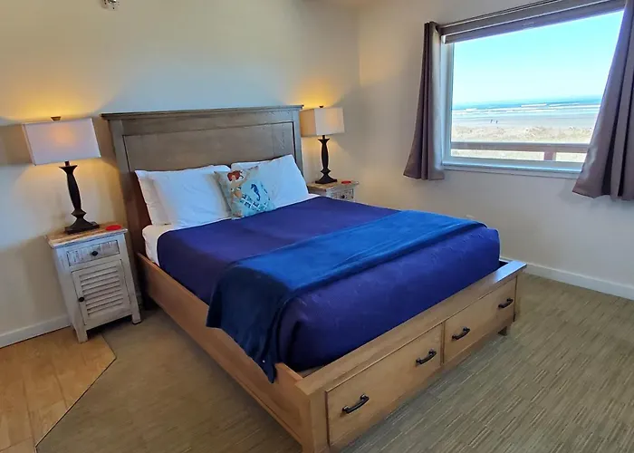 Moclips Beach hotels