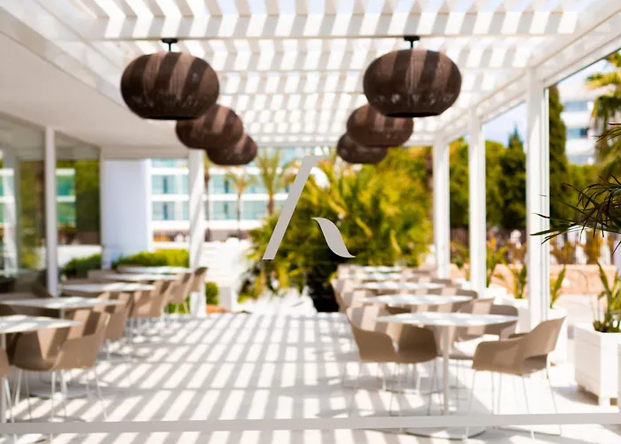 Hotels aan het strand in Es Cana