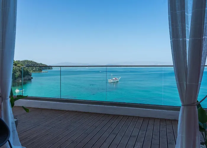 Hotel con viste meravigliose a Perama (Corfu)