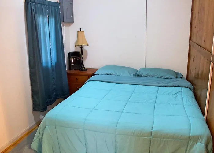 Tawas City Beach hotels