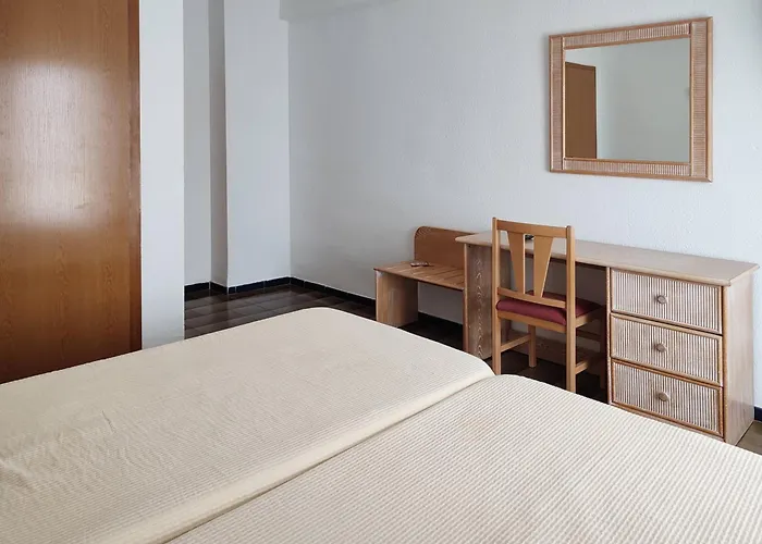 Hoteles cerca de Insigne Colegiata de Santa María la Asunción de Gandía