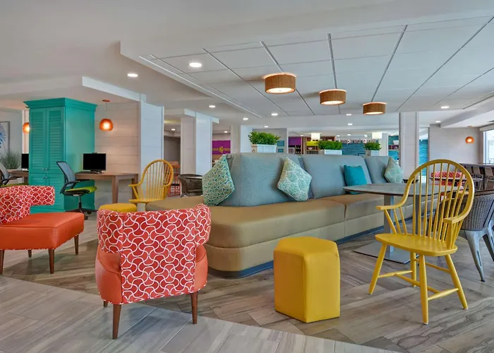 Deltona Beach hotels