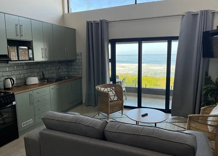 Wilderness Beach hotels