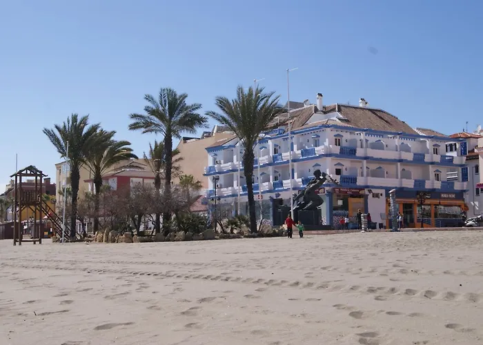 Hoteles de Playa en San Luis de Sabinillas 