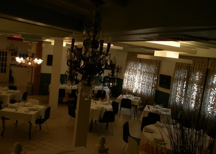 Hoteles cerca de Castillo de Cuéllar