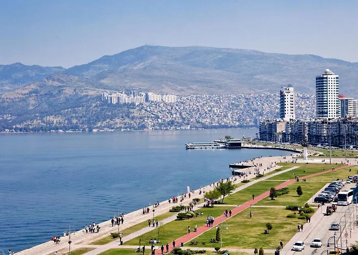 Hotels nahe Konak-Platz