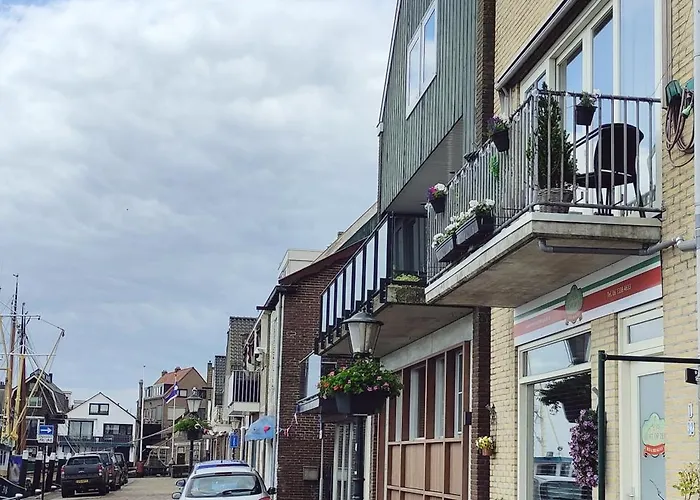Hotels aan het strand in Urk