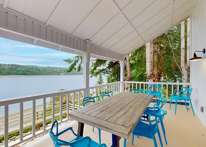 Vashon Beach hotels