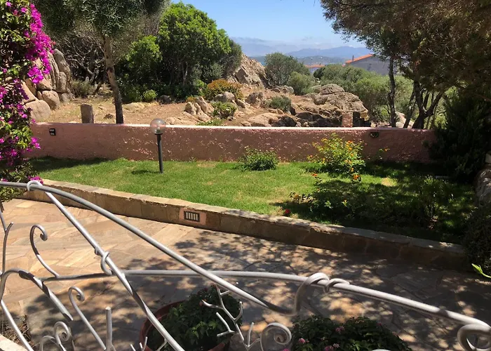 Hoteles con Vistas Maravillosas en La Maddalena (Sassari)