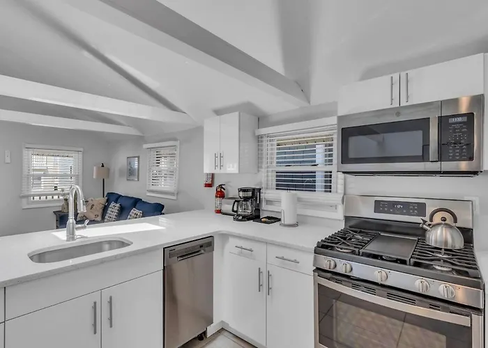 Manasquan Beach hotels