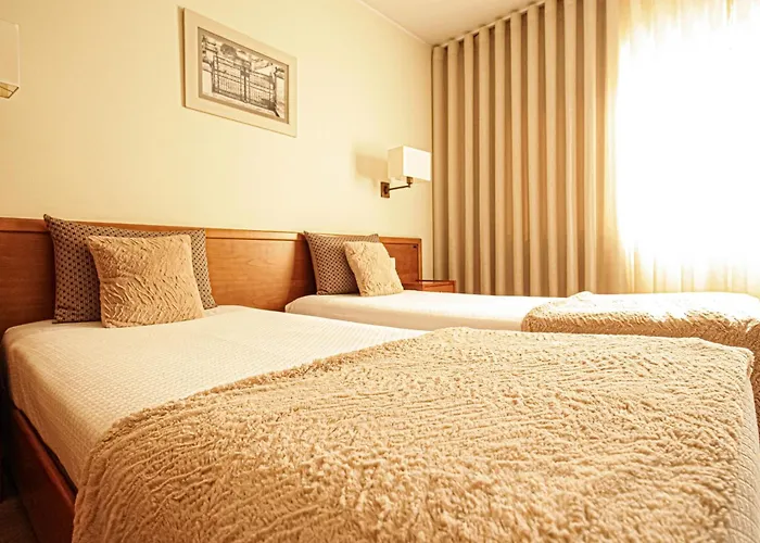 Hotéis perto de Europarque