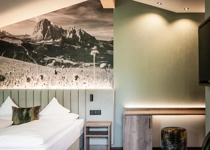Hotels mit schöner Aussicht in Wolkenstein in Gröden