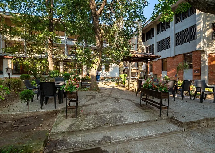 Hotel vicino a Monastero di Aladzha