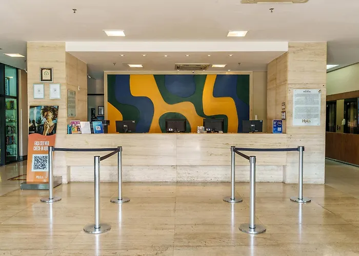 Hotéis perto de Torre da Televisão