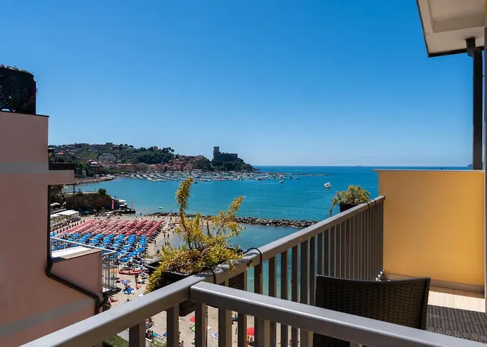 Hotels aan het strand in Lerici