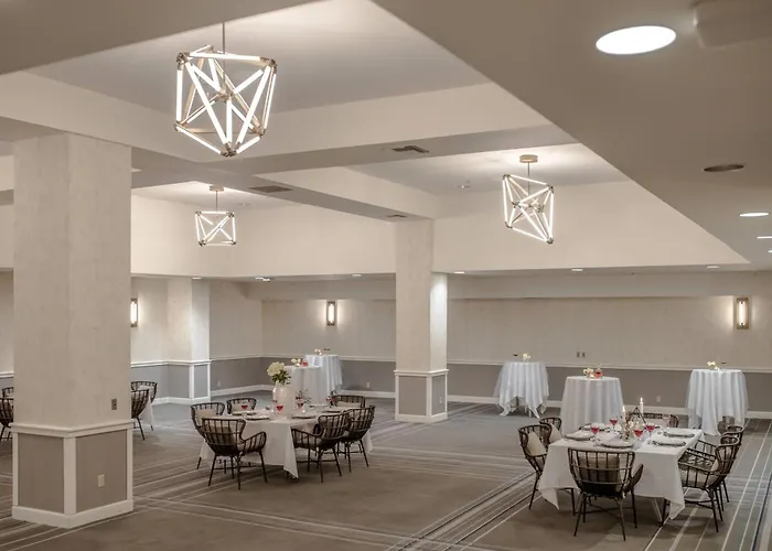 Manhattan Beach Beach hotels