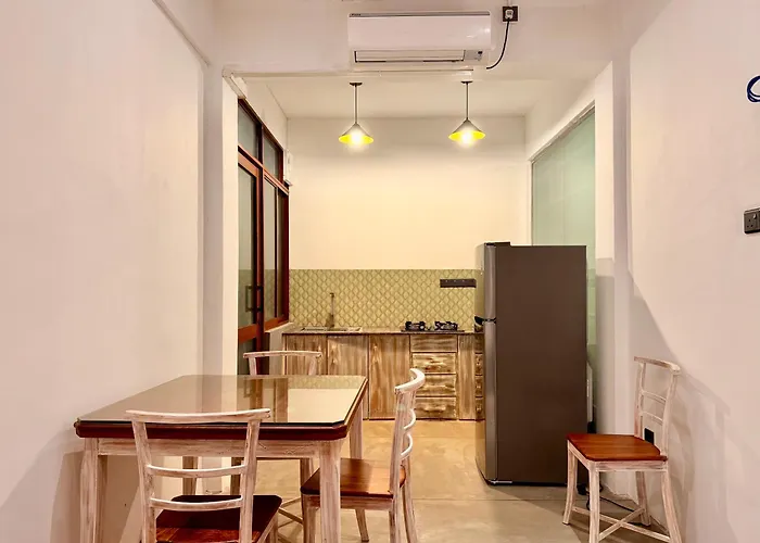 Dehiwala-Mount Lavinia Beach hotels