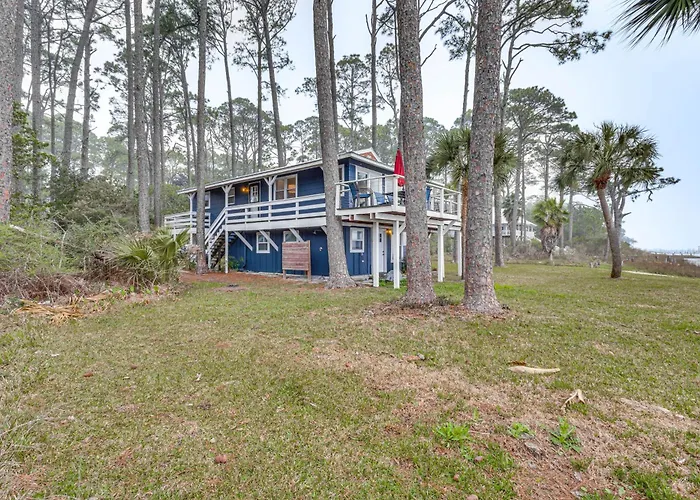 Carrabelle Beach hotels