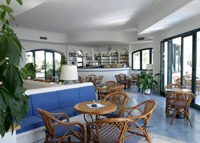 Sperlonga Beach hotels