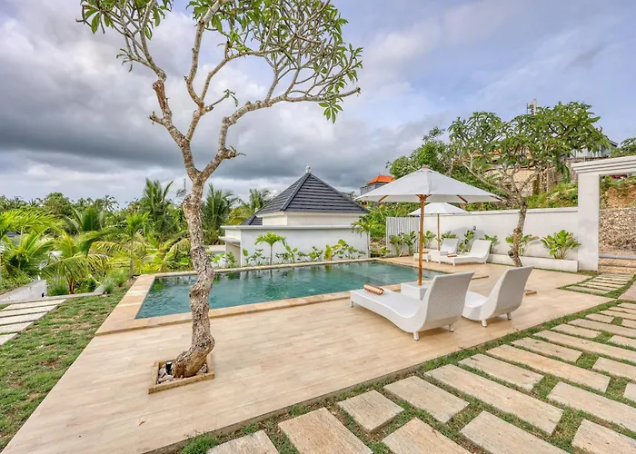 Nusa Penida Beach hotels