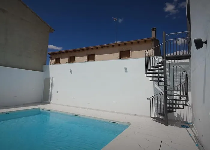 Hoteles cerca de la Cueva de Montesinos