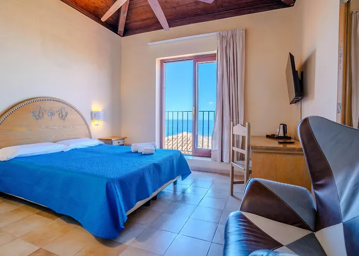 Hoteles de Playa en Costa Paradiso 