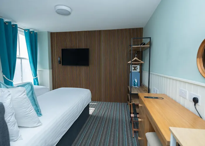 Deal Beach hotels