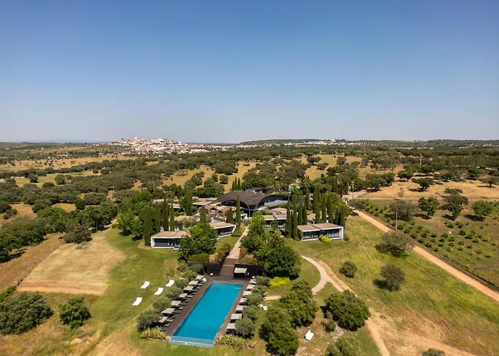 Hotéis com vista melhor em Aviz