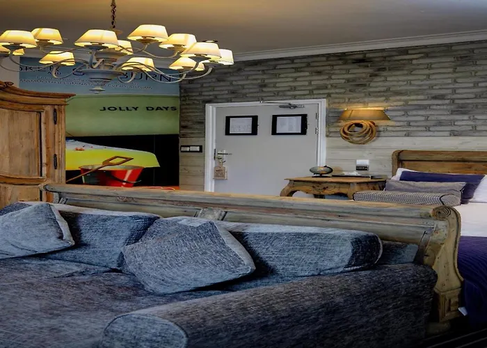 Sunderland (Tyne and Wear) Beach hotels
