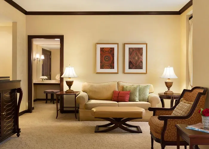 Wilmington hotels near 