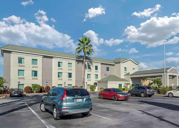 Pinellas Park Beach hotels
