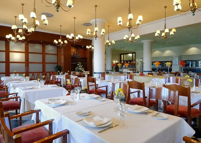 Hoteles cerca de Font Salada